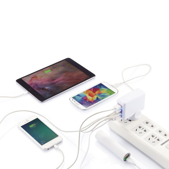 Adaptateur publicitaire de voyage avec 4 ports USB