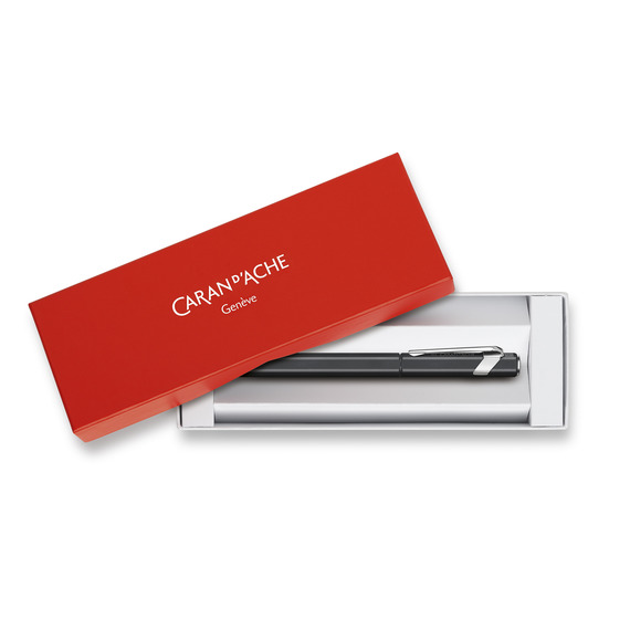 Stylo plume personnalisable Caran D’Ache® Métal