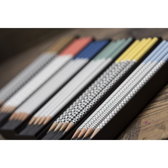 Set de 4 crayons de papier personnalisés Graph en bois Made in France