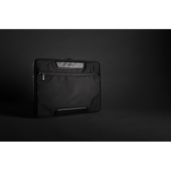 Pochette publicitaire ordinateur 15.6" Swiss Peak Voyager en rPET AWARE™