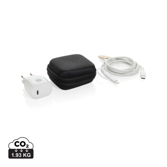 Set publicitaire de 2 chargeurs 20W en PET recyclé RCS Boost