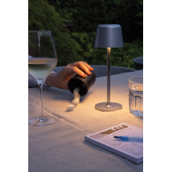 Lampe publicitaire de table rechargeable par USB en plastique RCS Zenic