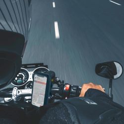 Support publicitaire de Téléphone Etanche pour Vélo / Moto / Trotinette, jusqu'à 6.8 Pouces Akashi